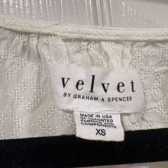 Velvet by Graham & Spencer White Textured Wrap Blouse XS - Picture 2 of 6